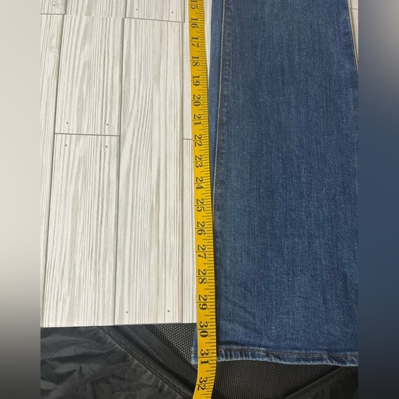 Women's NY&C High-rise Barely Bootcut Jeans Sz10 - Picture 10 of 11